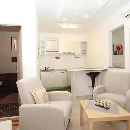 Apartments Tijana Rovinj Exterior photo